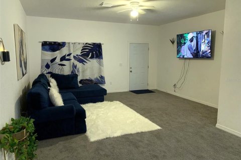Immobilier commercial à vendre à Saint Petersburg, Floride: 4635.36 m2 № 2406411 - photo 8