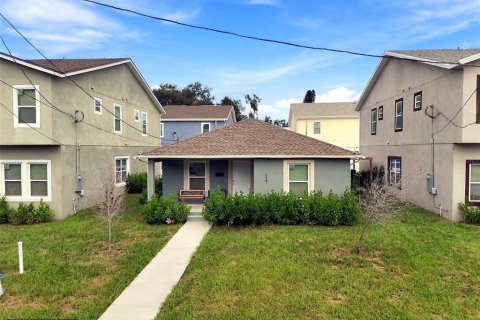 Immobilier commercial à vendre à Saint Petersburg, Floride: 4635.36 m2 № 2406411 - photo 5