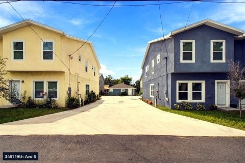 Immobilier commercial à vendre à Saint Petersburg, Floride: 4635.36 m2 № 2406411 - photo 13