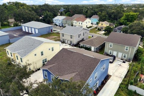 Immobilier commercial à vendre à Saint Petersburg, Floride: 4635.36 m2 № 2406411 - photo 10