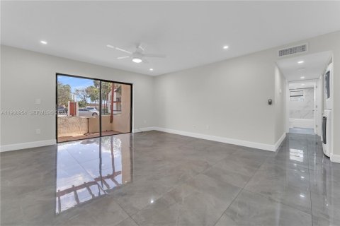 Condominio en venta en Miami, Florida, 2 dormitorios, 98.01 m2 № 2029802 - foto 28