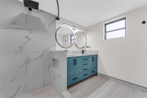 Condominio en venta en Miami, Florida, 2 dormitorios, 98.01 m2 № 2029802 - foto 16