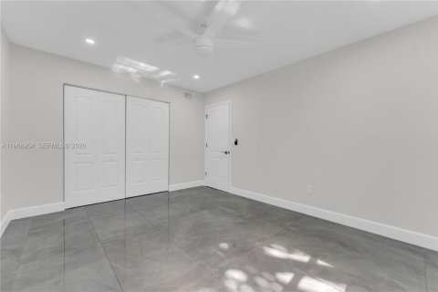 Condominio en venta en Miami, Florida, 2 dormitorios, 98.01 m2 № 2029802 - foto 18