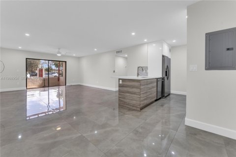 Condominio en venta en Miami, Florida, 2 dormitorios, 98.01 m2 № 2029802 - foto 22