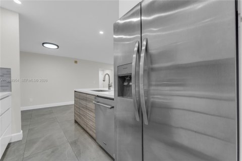 Condominio en venta en Miami, Florida, 2 dormitorios, 98.01 m2 № 2029802 - foto 8