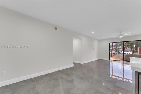 Condominio en venta en Miami, Florida, 2 dormitorios, 98.01 m2 № 2029802 - foto 21