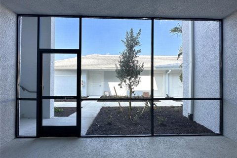 Copropriété à louer à Punta Gorda, Floride: 2 chambres, 145.76 m2 № 1826713 - photo 4
