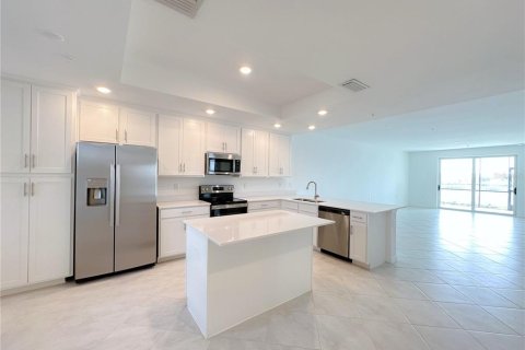 Copropriété à louer à Punta Gorda, Floride: 2 chambres, 145.76 m2 № 1826713 - photo 8