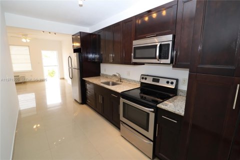Villa ou maison à Miami Beach, Floride 1 chambre, 55.74 m2 № 2033716