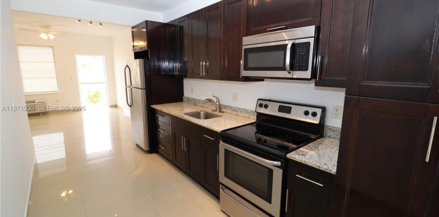 Villa ou maison à Miami Beach, Floride 1 chambre, 55.74 m2 № 2033716