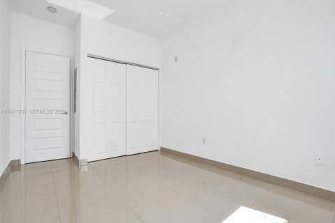 Villa ou maison à louer à Miami Beach, Floride: 1 chambre, 55.74 m2 № 2033716 - photo 11