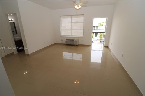 Villa ou maison à louer à Miami Beach, Floride: 1 chambre, 55.74 m2 № 2033716 - photo 5