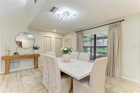 Casa en venta en Sarasota, Florida, 3 dormitorios, 113.34 m2 № 1888620 - foto 11