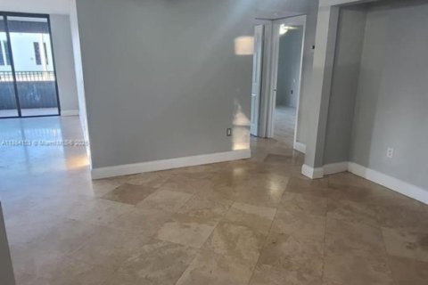 Condominio en venta en Miami, Florida, 2 dormitorios, 113.81 m2 № 2013346 - foto 11