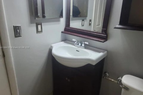 Condominio en venta en Miami, Florida, 2 dormitorios, 113.81 m2 № 2013346 - foto 8