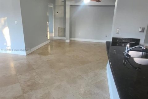 Condominio en venta en Miami, Florida, 2 dormitorios, 113.81 m2 № 2013346 - foto 12