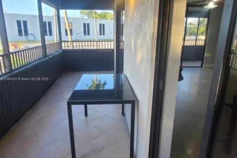 Condominio en venta en Miami, Florida, 2 dormitorios, 113.81 m2 № 2013346 - foto 13