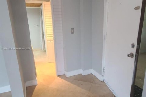 Condominio en venta en Miami, Florida, 2 dormitorios, 113.81 m2 № 2013346 - foto 9