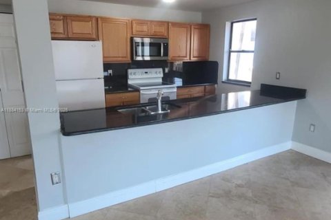 Condominio en venta en Miami, Florida, 2 dormitorios, 113.81 m2 № 2013346 - foto 5