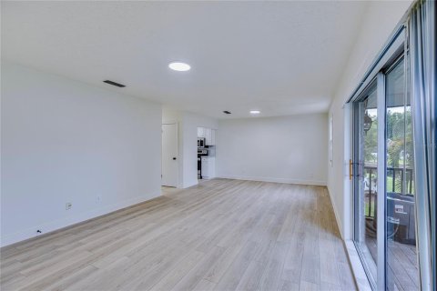 Condominio en venta en Tampa, Florida, 1 dormitorio, 83.52 m2 № 1829625 - foto 5