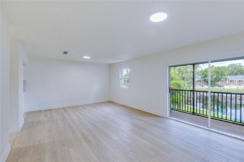 Condominio en venta en Tampa, Florida, 1 dormitorio, 83.52 m2 № 1829625 - foto 4