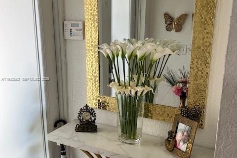 Adosado en venta en Hialeah, Florida, 3 dormitorios, 121.14 m2 № 2001723 - foto 4