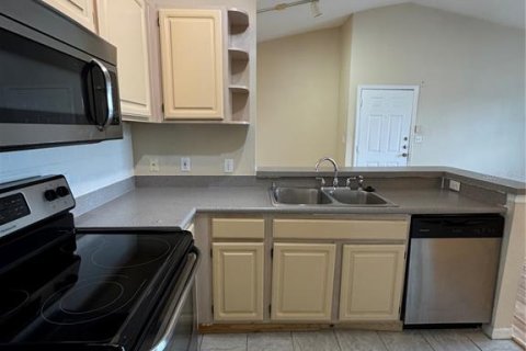 Copropriété à louer à Riverview, Floride: 2 chambres, 86.12 m2 № 2398813 - photo 7