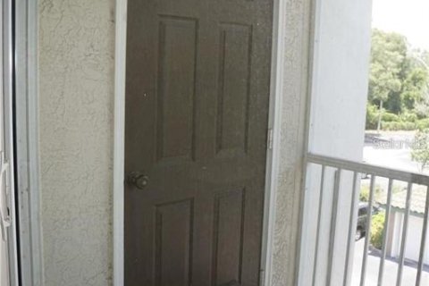 Copropriété à louer à Riverview, Floride: 2 chambres, 86.12 m2 № 2398813 - photo 14