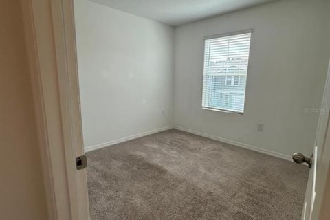 Townhouse in Davenport, Florida 3 bedrooms, 137.5 sq.m. № 1912009 - photo 30
