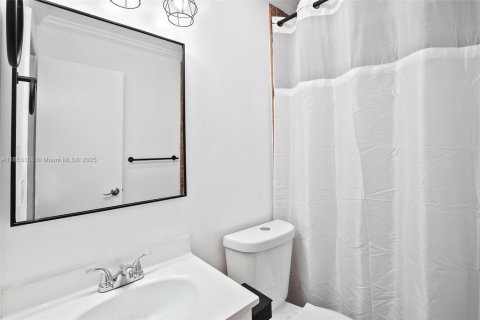 Townhouse in Pembroke Pines, Florida 2 bedrooms, 84.54 sq.m. № 1887498 - photo 14