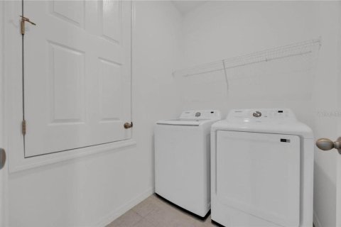 Casa en venta en Haines City, Florida, 3 dormitorios, 155.24 m2 № 2217677 - foto 8