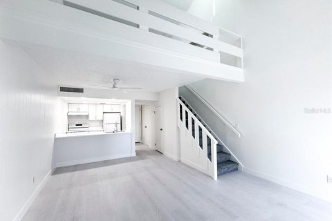 Купить коммерческую недвижимость в Клируотер, Флорида 1823.49м2, № 2204471 - фото 12