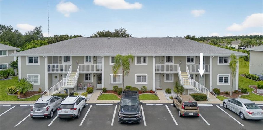 Condominio en Punta Gorda, Florida, 2 dormitorios № 1899642