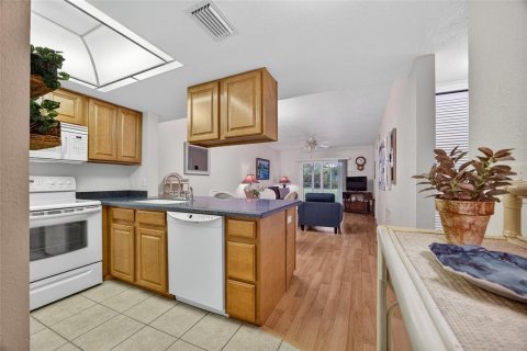 Condominio en venta en Punta Gorda, Florida, 2 dormitorios, 83.33 m2 № 1899642 - foto 4