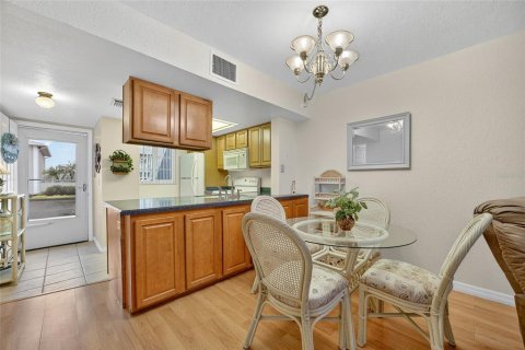 Condominio en venta en Punta Gorda, Florida, 2 dormitorios, 83.33 m2 № 1899642 - foto 8