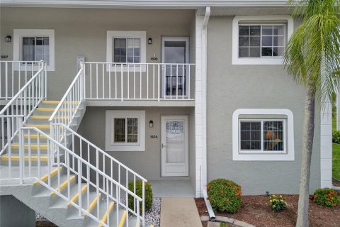 Condominio en venta en Punta Gorda, Florida, 2 dormitorios, 83.33 m2 № 1899642 - foto 3