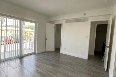 Villa ou maison à louer à North Miami, Floride: 1 chambre, 65.03 m2 № 1698160 - photo 5