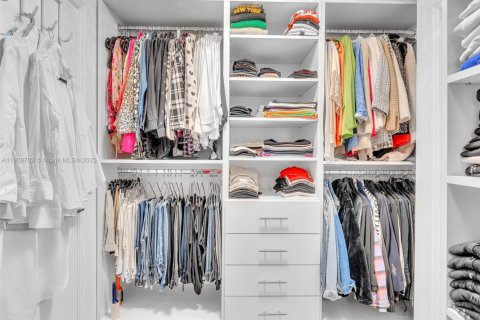 Copropriété à louer à Hallandale Beach, Floride: 1 chambre, 71.53 m2 № 1965883 - photo 19