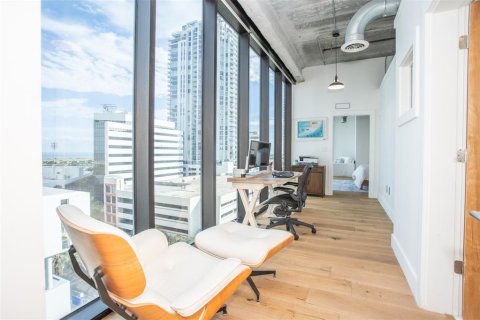 Condominio en venta en Saint Petersburg, Florida, 2 dormitorios, 141.03 m2 № 2149215 - foto 26
