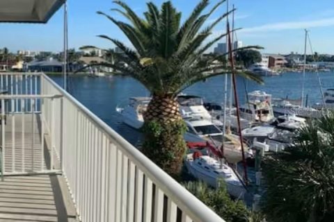 Condominio en venta en Clearwater, Florida, 1 dormitorio, 37.63 m2 № 2135575 - foto 25