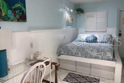 Condominio en venta en Clearwater, Florida, 1 dormitorio, 37.63 m2 № 2135575 - foto 19