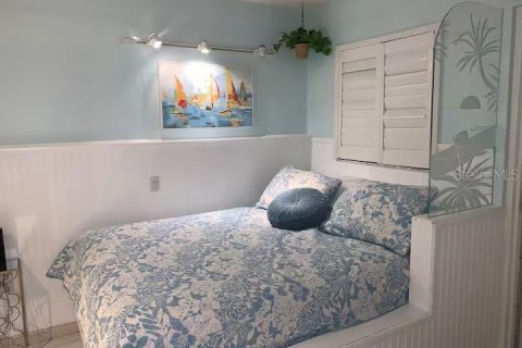 Condominio en venta en Clearwater, Florida, 1 dormitorio, 37.63 m2 № 2135575 - foto 18