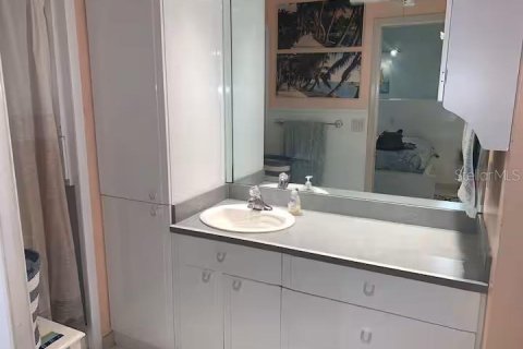 Condominio en venta en Clearwater, Florida, 1 dormitorio, 37.63 m2 № 2135575 - foto 23