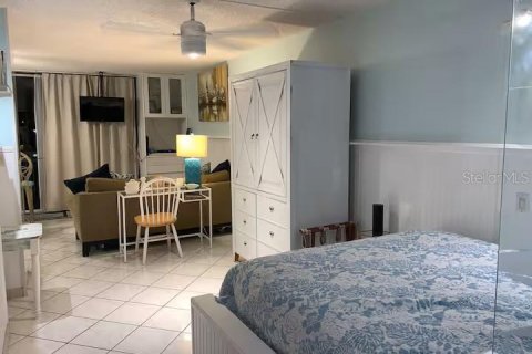 Condominio en venta en Clearwater, Florida, 1 dormitorio, 37.63 m2 № 2135575 - foto 17