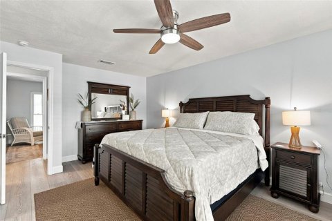 House in Hudson, Florida 3 bedrooms, 148.64 sq.m. № 2393386 - photo 19