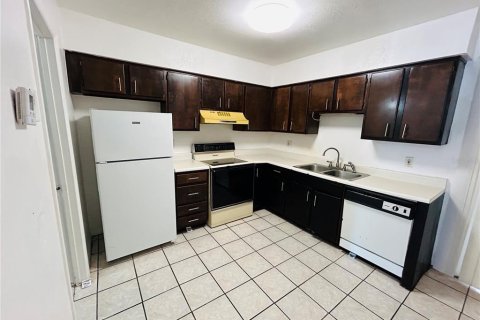 Condo in Orlando, Florida, 1 bedroom  № 1870511 - photo 6