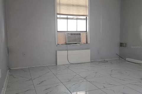 Copropriété à louer à Orlando, Floride: 2 chambres, 76.92 m2 № 2416942 - photo 14