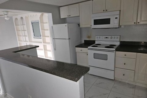 Copropriété à louer à Orlando, Floride: 2 chambres, 76.92 m2 № 2416942 - photo 8