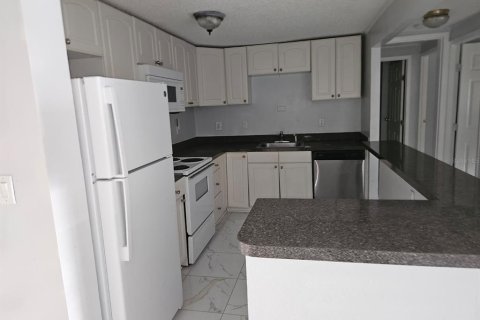 Copropriété à louer à Orlando, Floride: 2 chambres, 76.92 m2 № 2416942 - photo 9