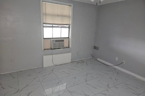 Copropriété à louer à Orlando, Floride: 2 chambres, 76.92 m2 № 2416942 - photo 11